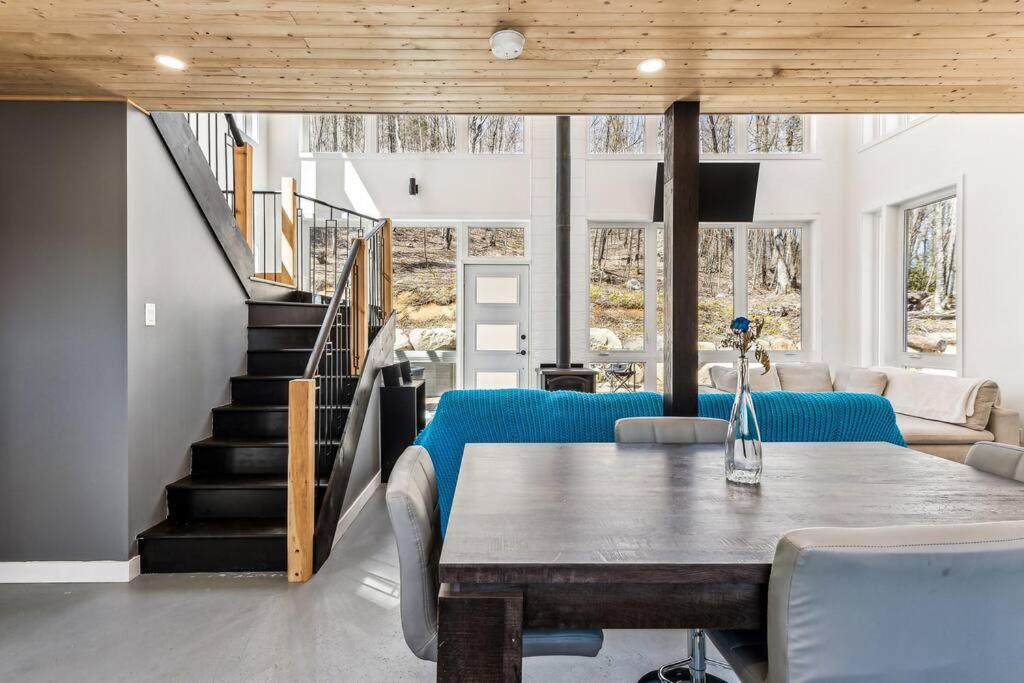 Chalet Cozy, Luminous And Charming Retreat Harrington