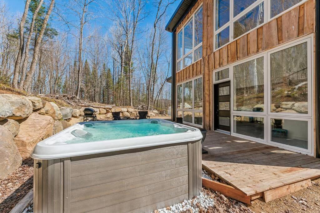 Cozy, Luminous And Charming Retreat Chalet